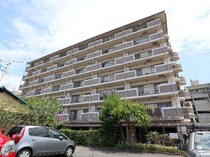 近鉄難波線・奈良線 大和西大寺駅 7階建 築20年の外観写真