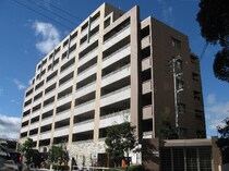 近鉄難波線・奈良線 大和西大寺駅 9階建 築23年の外観写真