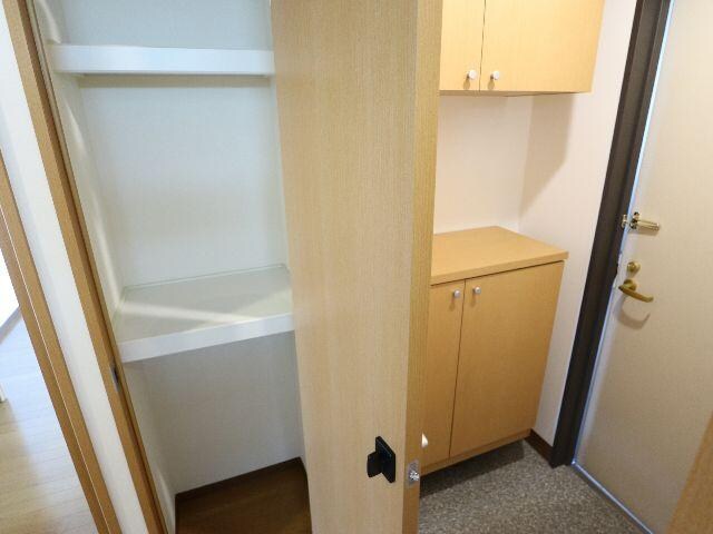 大和西大寺駅 徒歩8分 3階の収納