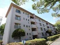 近鉄難波線・奈良線 大和西大寺駅 4階建 築59年の外観写真