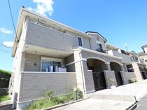 近鉄難波線・奈良線 菖蒲池駅 2階建 築14年の外観写真