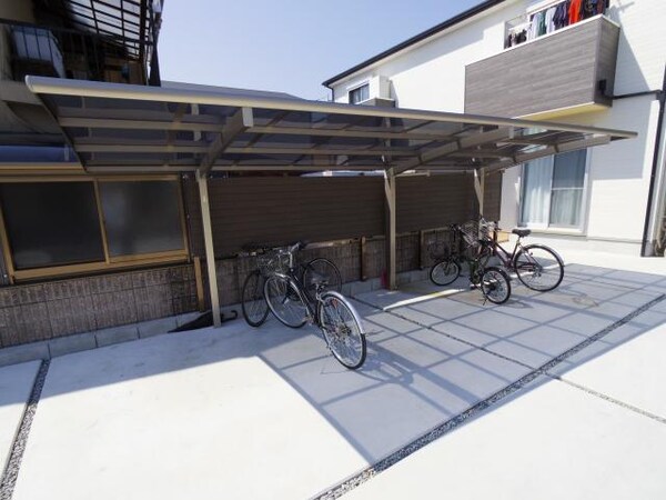 駐輪場