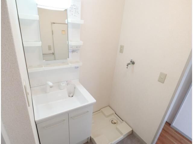 大和西大寺駅 徒歩7分 2階の洗面・脱衣所