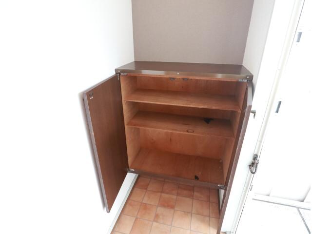 大和西大寺駅 徒歩7分 2階の玄関周り