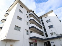 近鉄難波線・奈良線 大和西大寺駅 5階建 築48年の外観写真