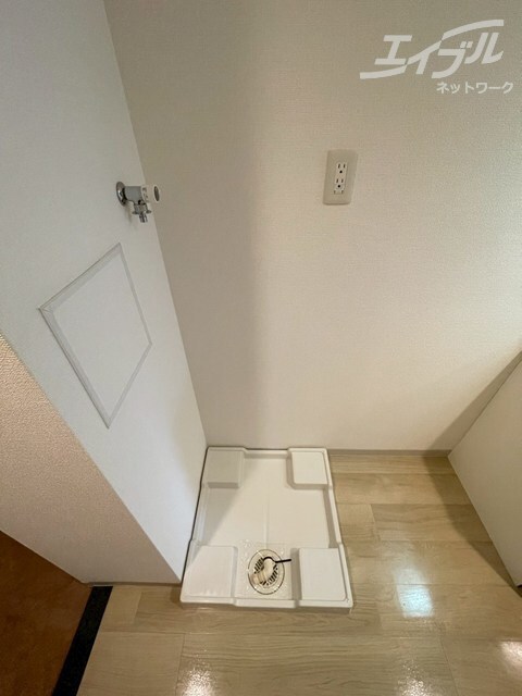 物件内観写真25　(室内に洗濯機置場があります。)