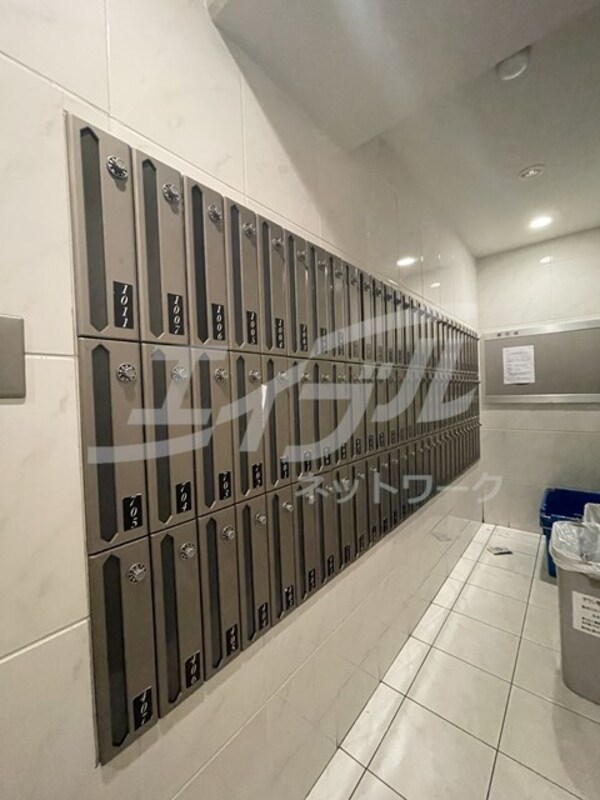 敷地内/建物