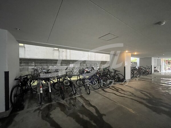 敷地内/建物