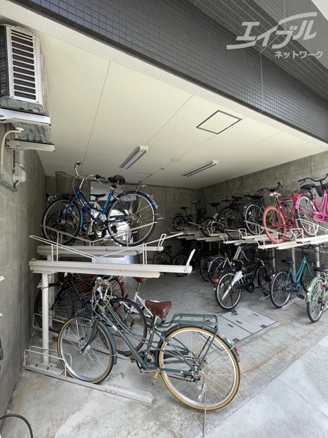 クレグラン北梅田