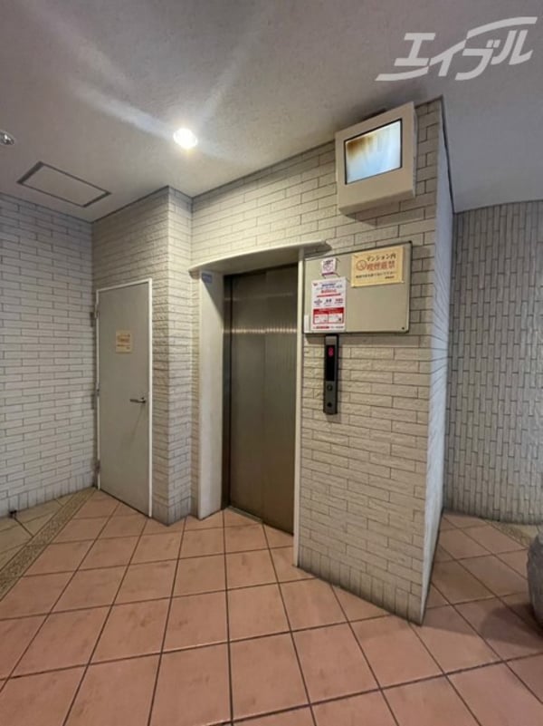 敷地内/建物