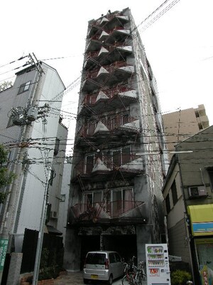 ＺＥＵＳ　２０××外観写真