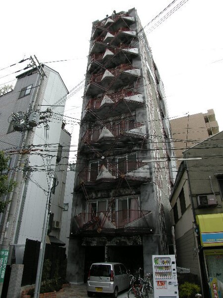 ＺＥＵＳ　２０××外観写真