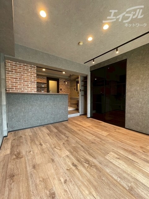 物件内観写真19　(洋室の別アングルです)