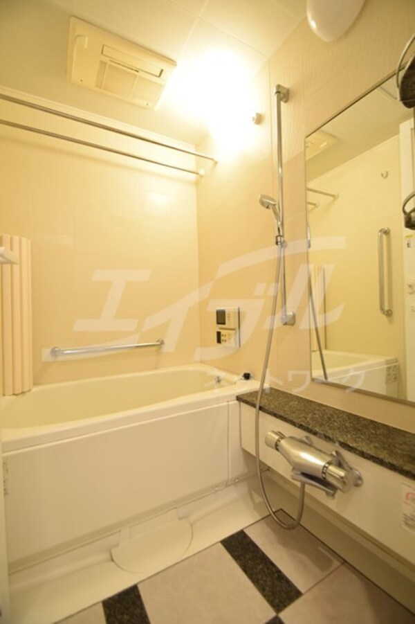 バス／シャワールーム等