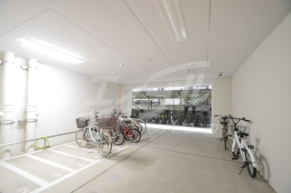 敷地内/建物