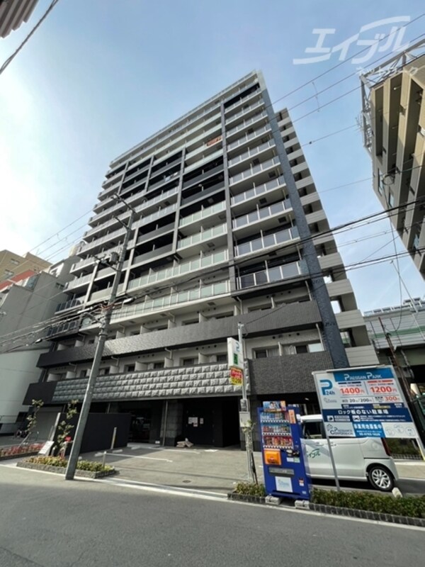 外観・土地(大きく道路沿いにございます)