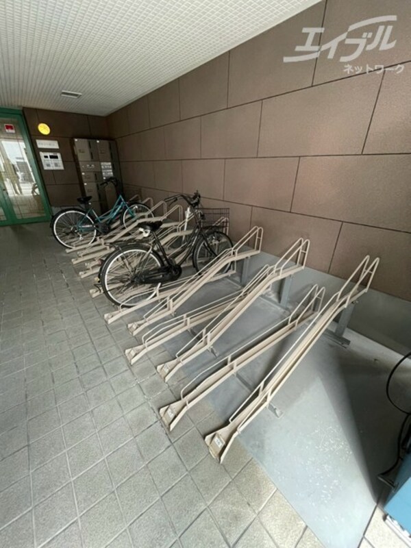 その他(駐輪所ございます)