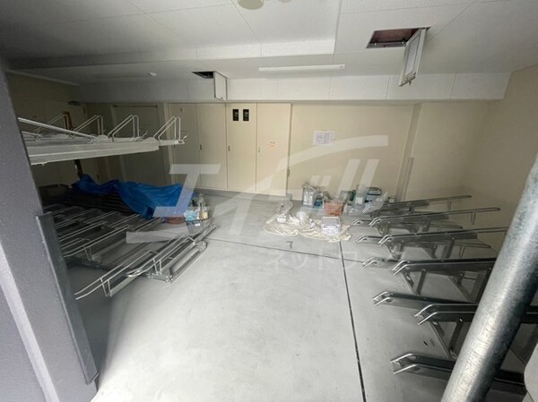 敷地内/建物
