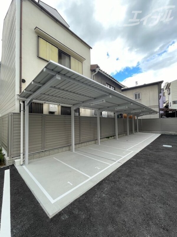 敷地内/建物