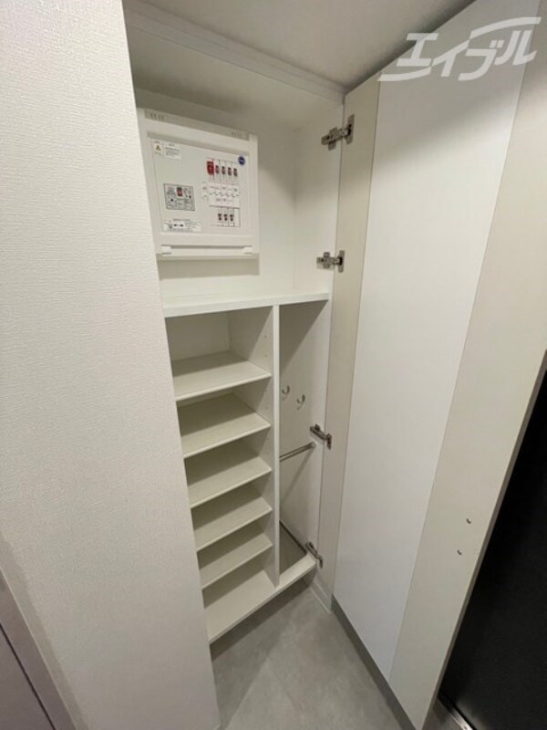 収納(シューズボックス内に傘立てあり！)