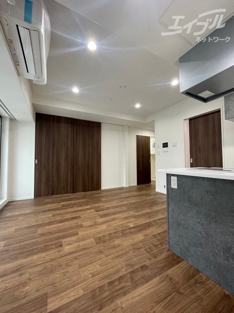 物件内観写真16　(綺麗なリビングカウンターキッチン)