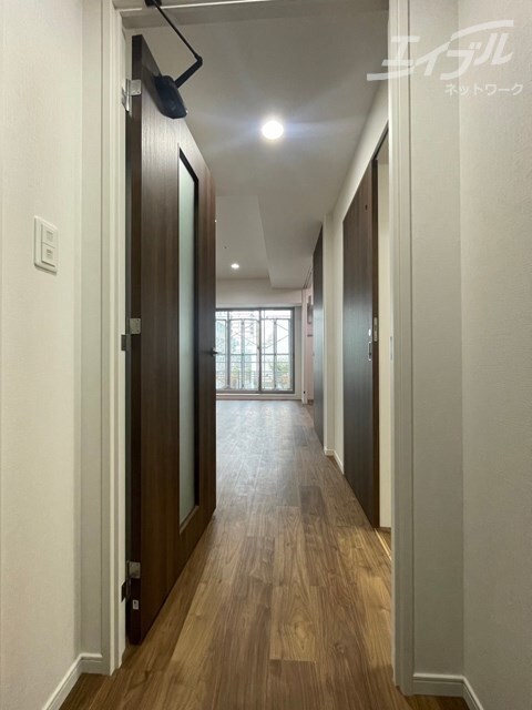 物件内観写真19　(高級感のある玄関)