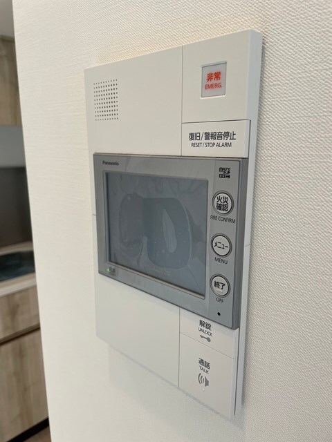 物件内観写真9　(モニターホン完備です！)