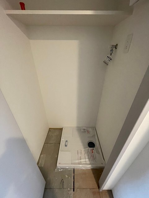 物件内観写真19　(扉付きで生活感を消して、おしゃれな空間を演出できます！)