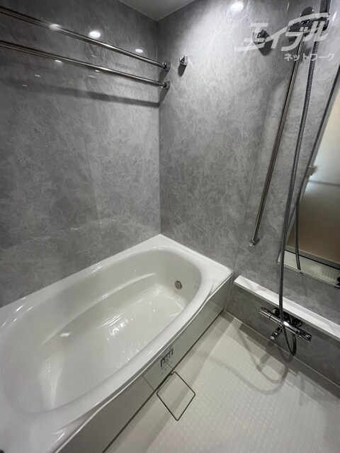 物件内観写真11　(お風呂です)