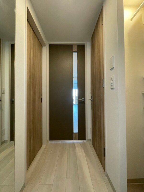 部屋画像_その他(玄関からみたお写真になります)