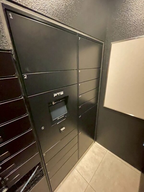 敷地内/建物