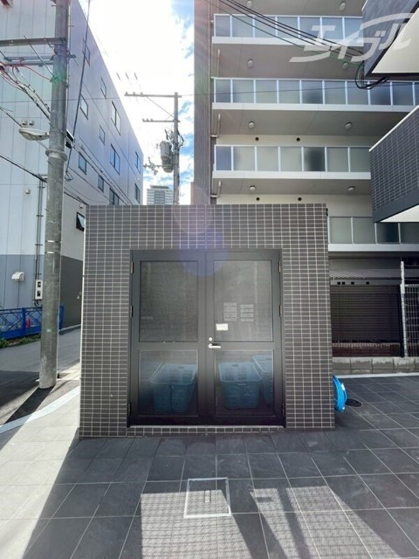 敷地内/建物