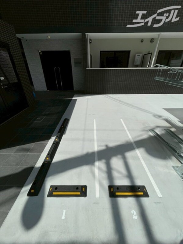 敷地内/建物