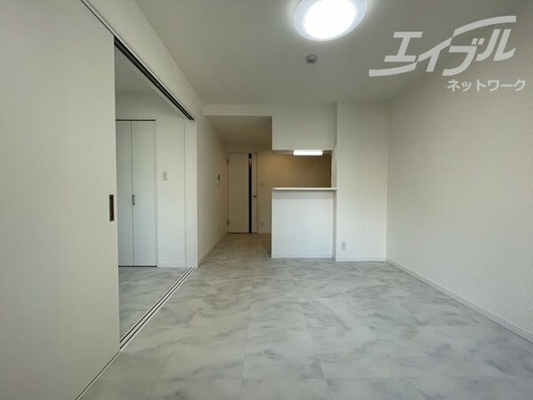 部屋画像_その他(お部屋全体のお写真になります)