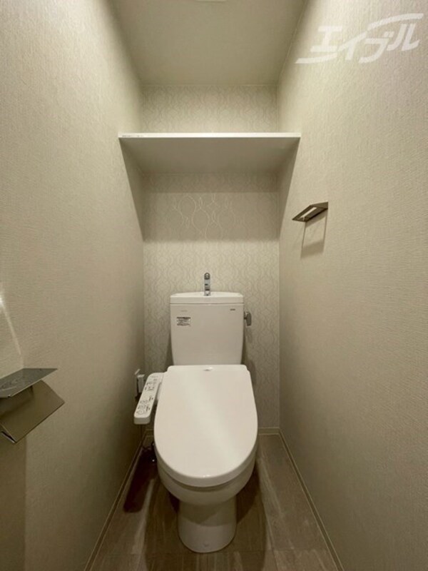トイレ(解放感のあるトイレです)