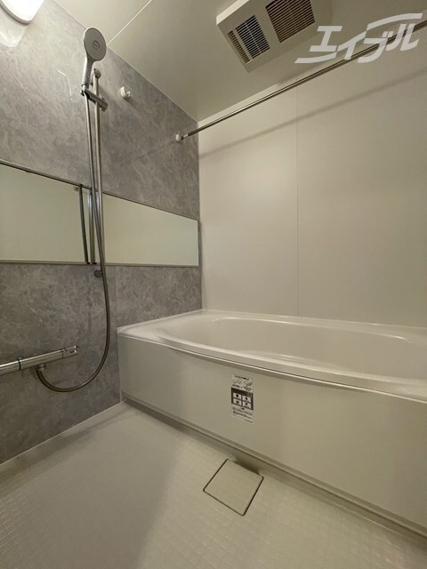 物件内観写真24　(おしゃれなお風呂です！)