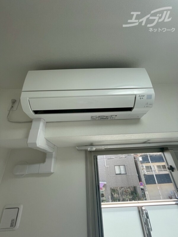 設備(エアコン１台完備です)