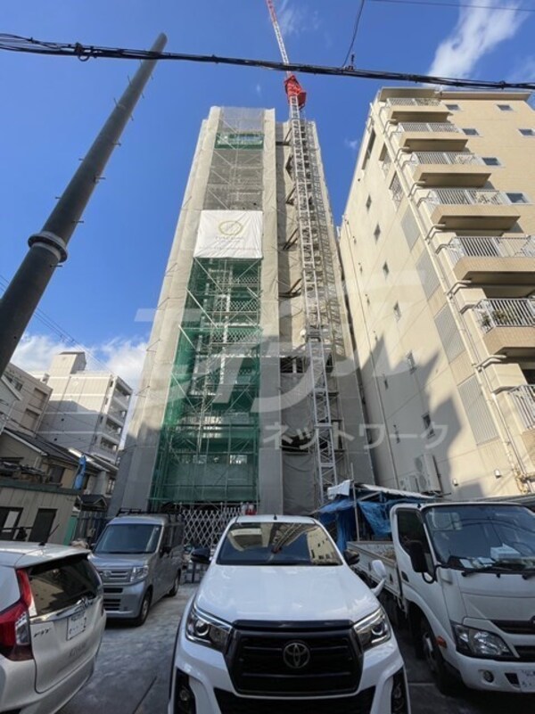 建設中