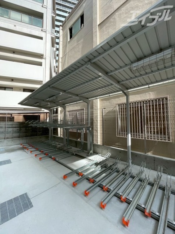 敷地内/建物