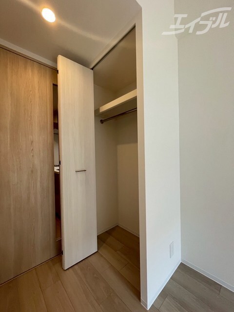 物件内観写真8　(便利な収納スペースです★)