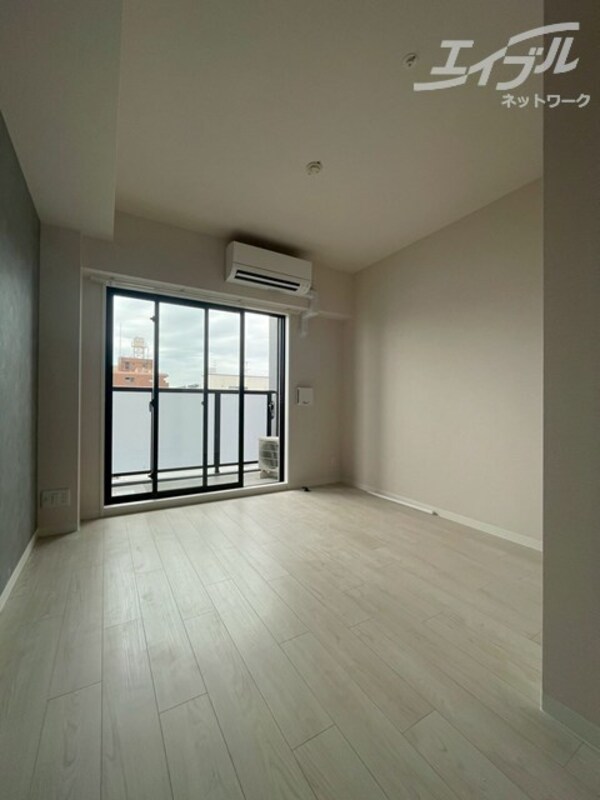 居室(綺麗なお部屋です。)