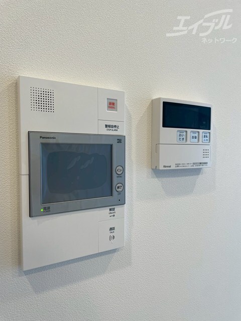 物件内観写真24　(TVモニター付き)