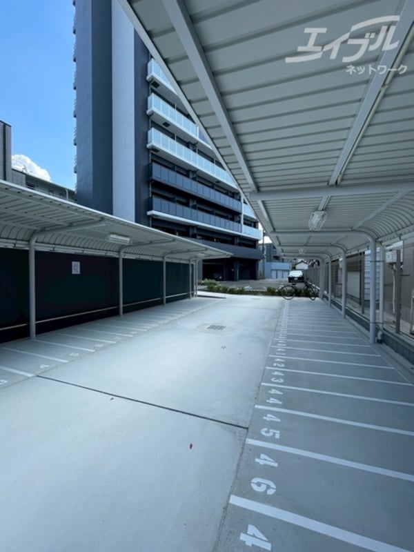 駐車場(駐輪場)