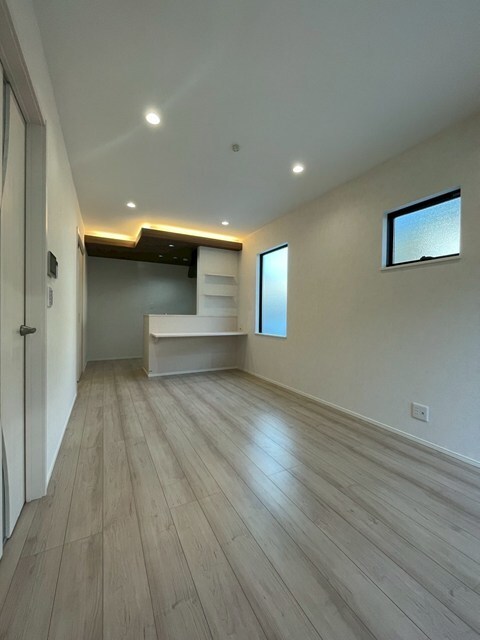 物件内観写真14　(ルビンぐ約11.0帖ございます)