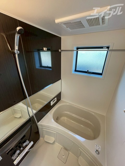 物件内観写真21　(浴室乾燥機付きお風呂になります)