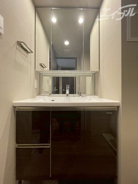 物件内観写真13　(独立洗面台です)