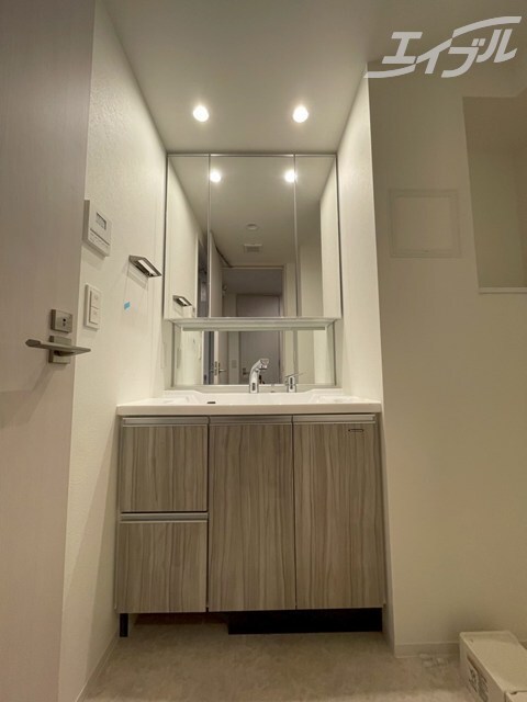 物件内観写真14　(独立洗面台です)