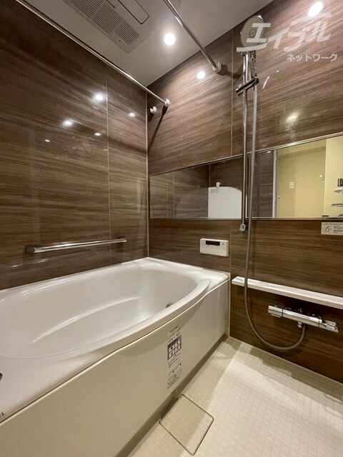 物件内観写真14　(浴室乾燥機付きお風呂になります)