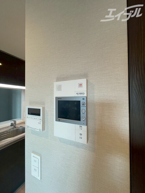 物件内観写真16　(モニター付きインターホンです)