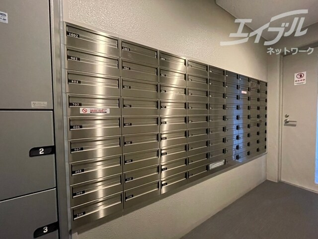 物件外観写真7　(ポストございます)